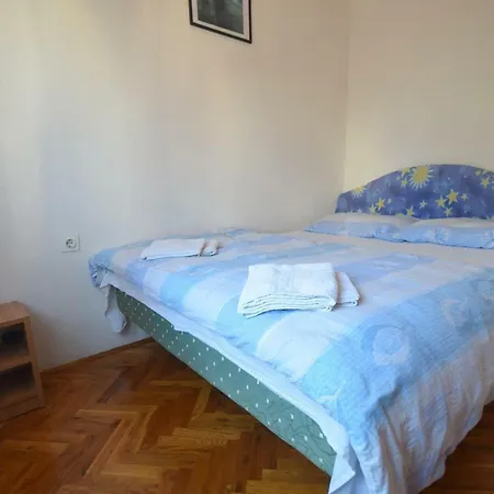 Stana Apartman *