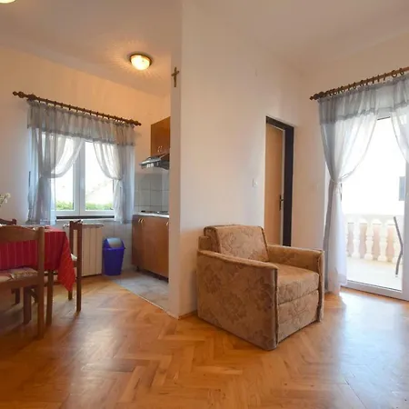 Stana Apartment